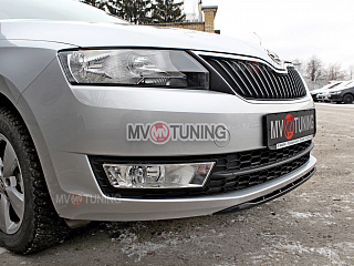 BLACKOUT EDITION. Спойлер(сплиттер) переднего бампера Черный глянец Skoda Rapid (2012 - 2021) + УСТАНОВОЧНЫЙ КОМПЛЕКТ