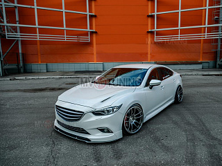 Решетка радиатора комплектация №3 Mazda 6 / Atenza GJ (2012 - 2018)